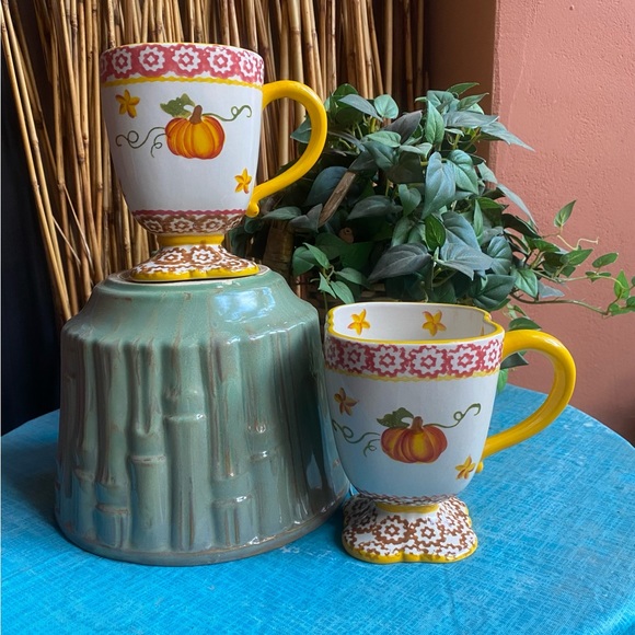 Set of two Fall Pumpkin Patch mugs - Picture 1 of 3